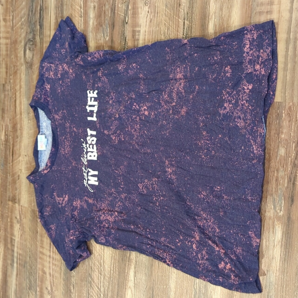 Woman's large lularoe T-shirt